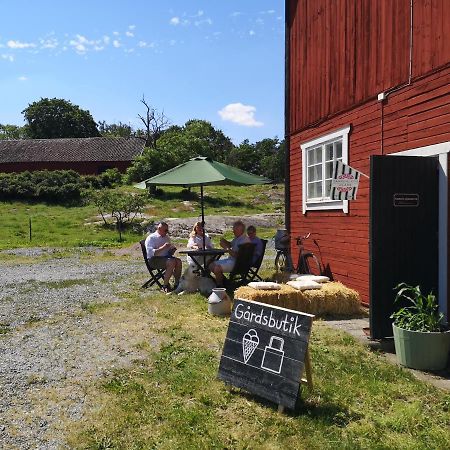 Smedjan Cottage Enköping Eksteriør bilde